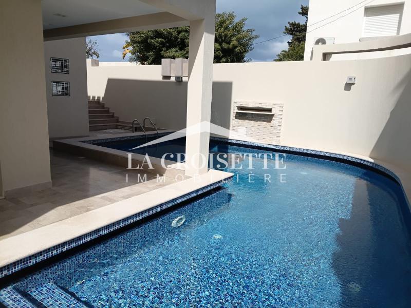 Villa meublée S+5 avec piscine à La Marsa